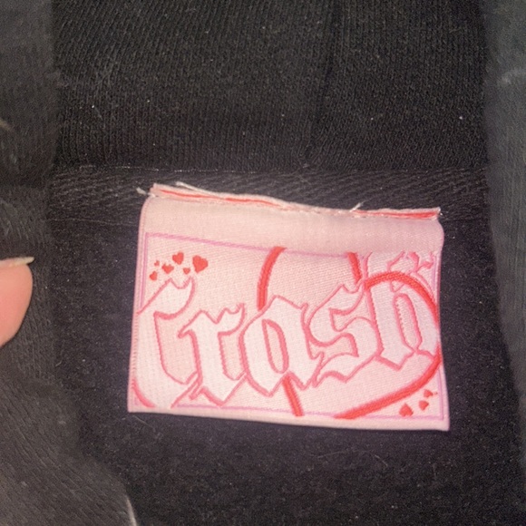 crash 2021 Valentine’s Day, limited edition Hoodie size small - Picture 2 of 4